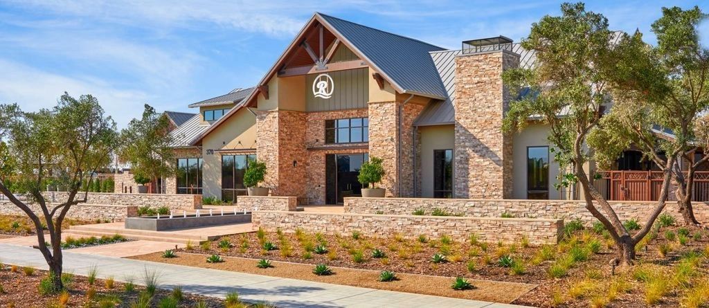 Riverstone Madera clubhouse
