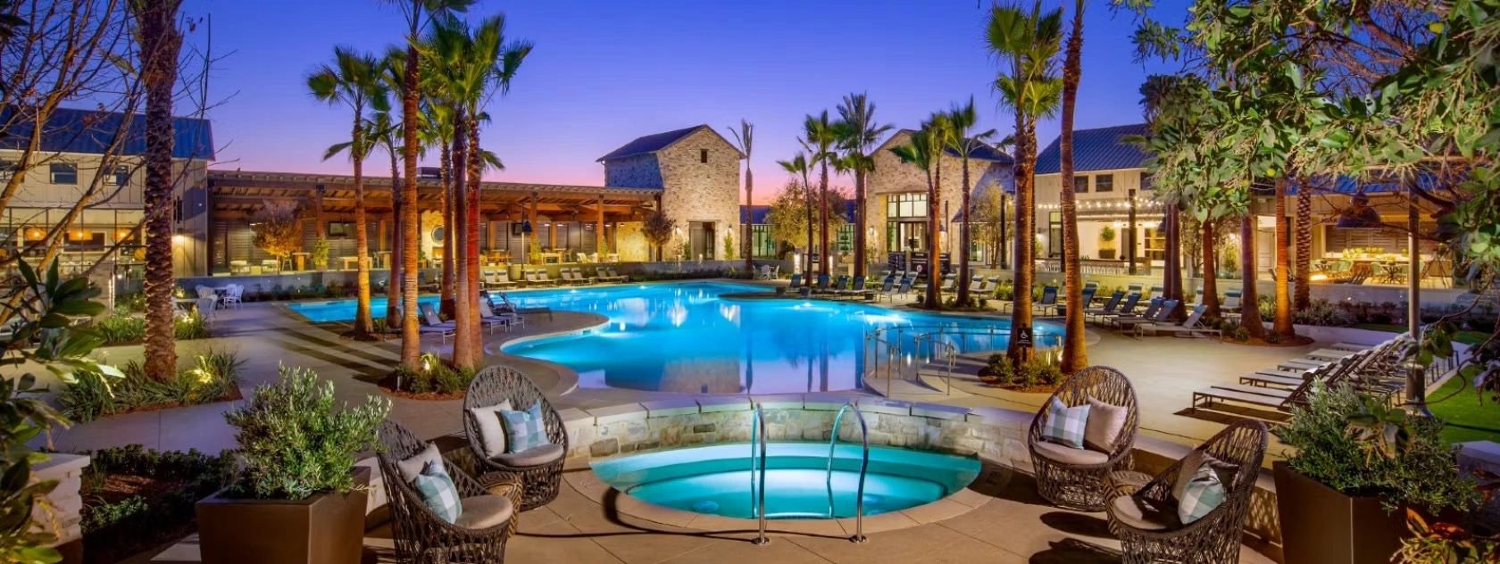 tesoro viejo clubhouse