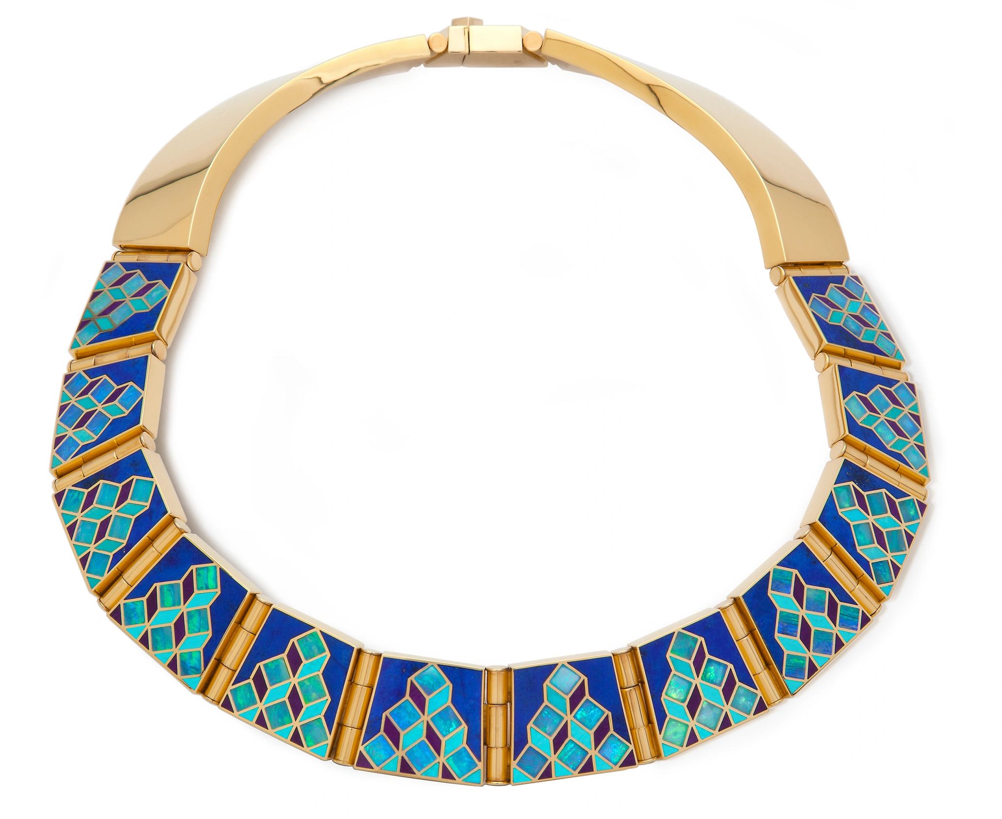 Chiaroscuro and Synthetism Art movement implied through stone inlay in this magnificent collar.  