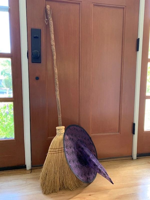 Broom & hat
