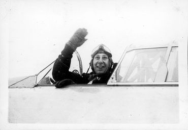 Raymond Shaw in Kittyhawk