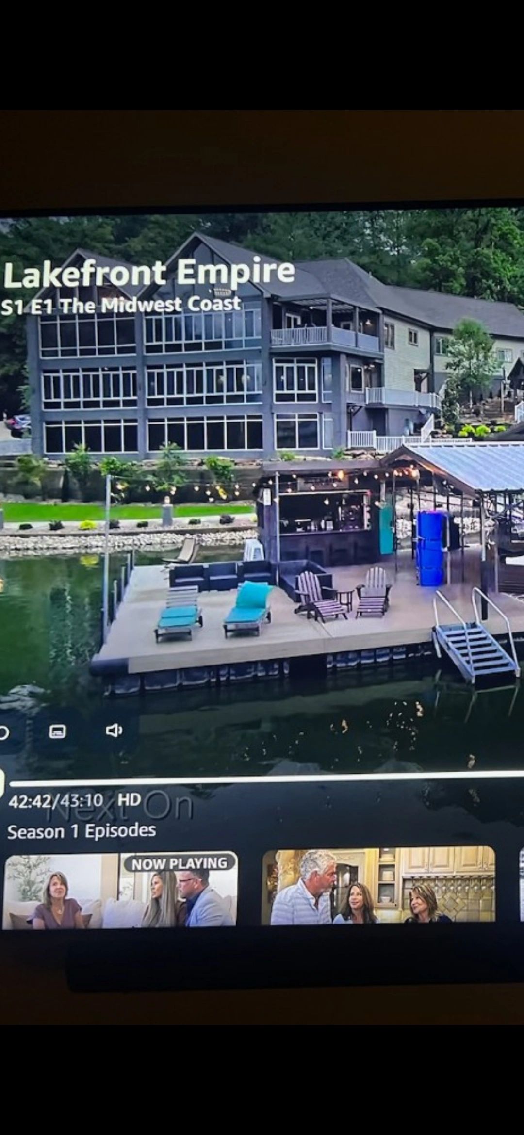 Floating Dock Steps prominently featured on the hit Reality show Lakefront  Empire.