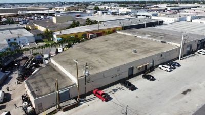 Warehouse at 3747 NW 52 Street in Miami, sold by King Industrial Realty's Brian King