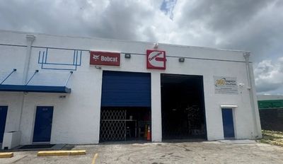 Warehouse at 8519 NW 66 Street in Miami, leased by King Industrial Realty's Brian King
