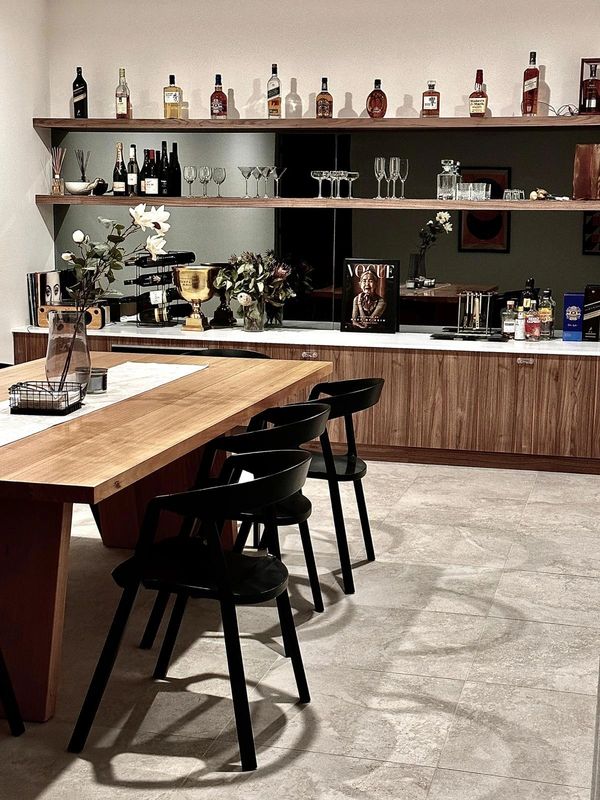 Bar, Blacken Mirror, Smoked mirror