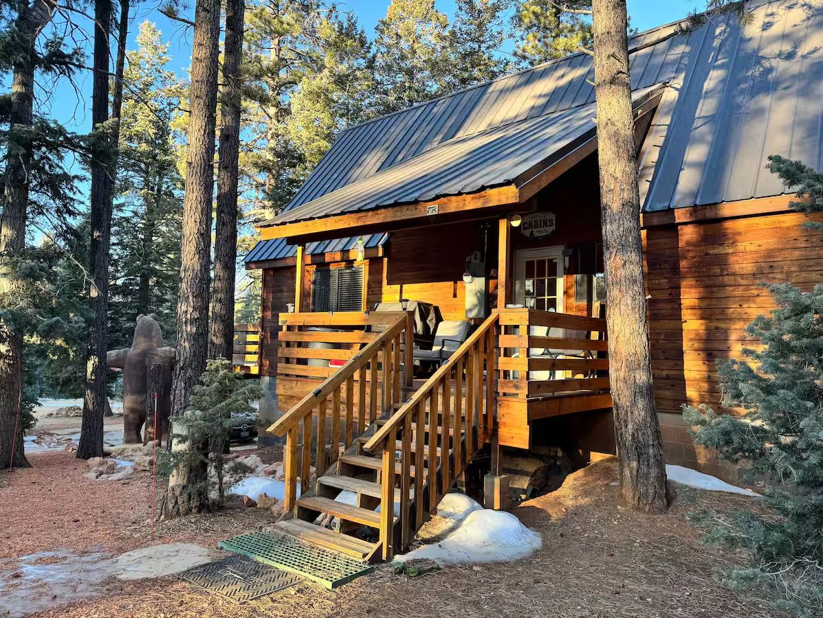 Airbnb Cabin Rentals in Duck Creek, Utah