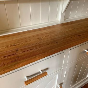 A refinished dresser top.

Created using dustless sanding and finished in Osmo top oil. 