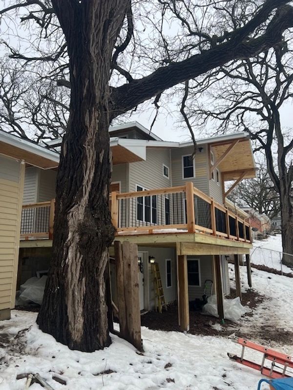 Home construction in Iowa | Iowa contractor fixing homes |  new deck