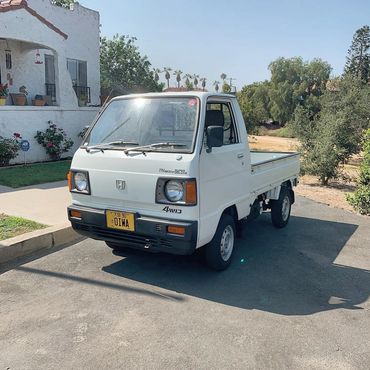 1998 Honda Acty kei truck TN Super Deluxe, manual 5-speed, 4WD, sold by OIWA for $8139.