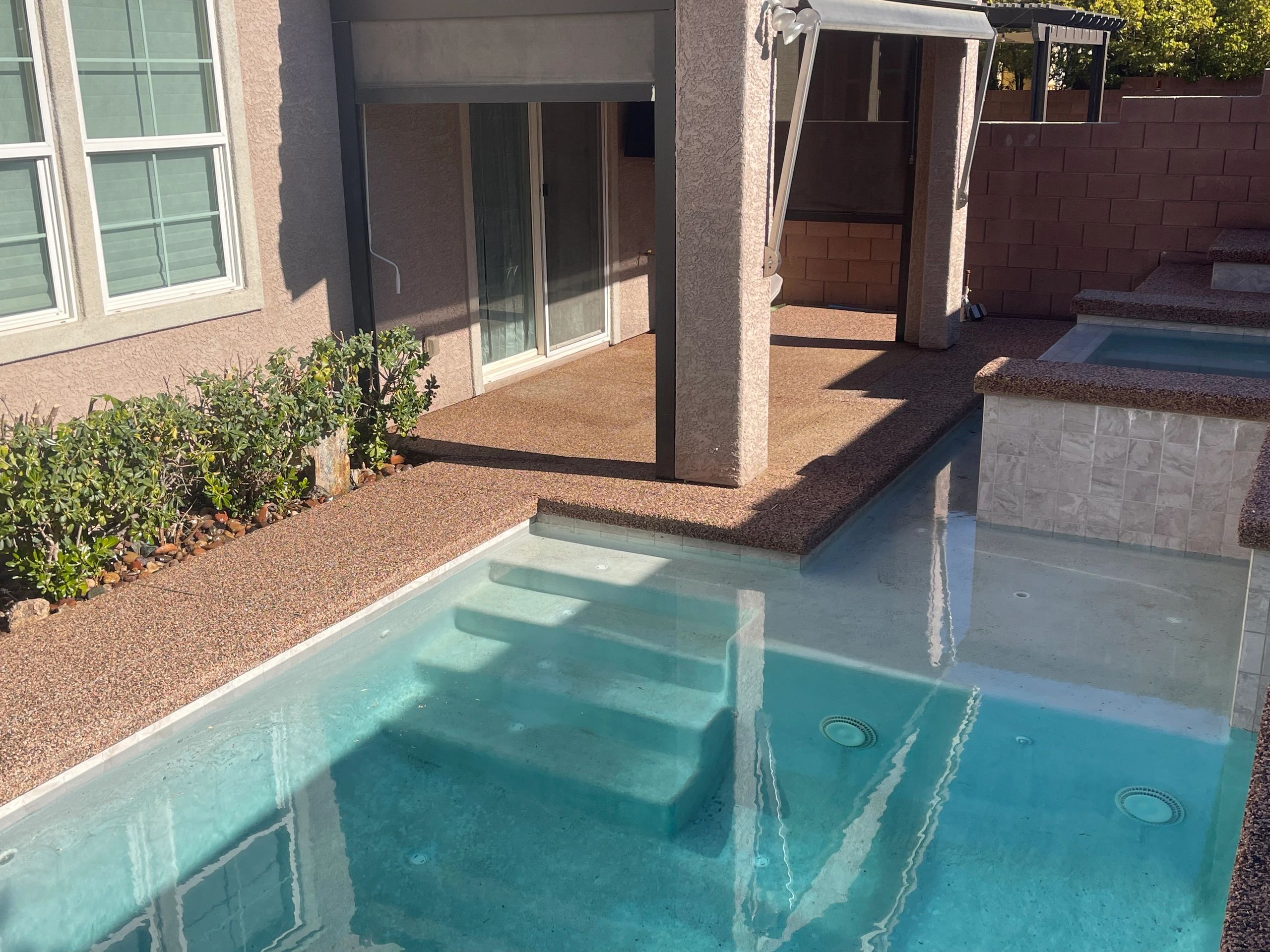 Sealing Pool Deck Pebble Stones