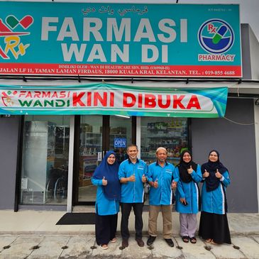 Pasukan Pengurusan Kami terdiri dari Ahli Farmasi yang bertauliah dan berpengalaman luas dalam farma