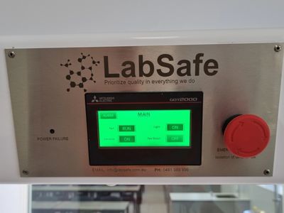 Fume cupboard controller