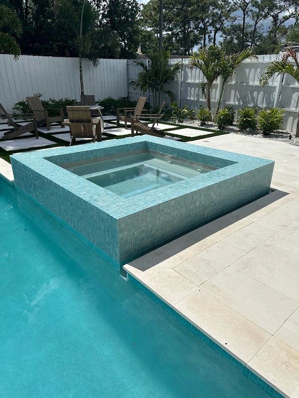 360 Spa, Pool Tile, Glass Tile, Pool Deck