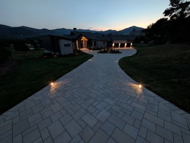 Paver driveway in the Cliffs in Asheville!