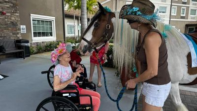 Palm City Farms Association members visit Nursing Home