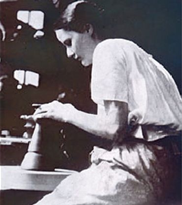 Eva Zeisel Pottery