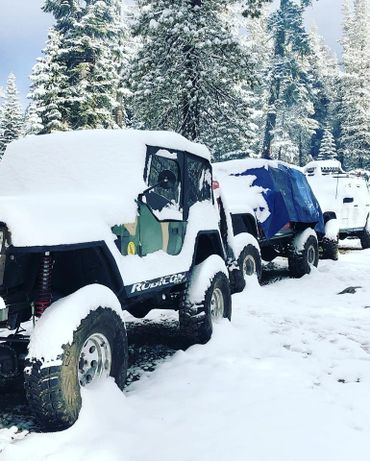 Camping and wheelin in the snow with good friends