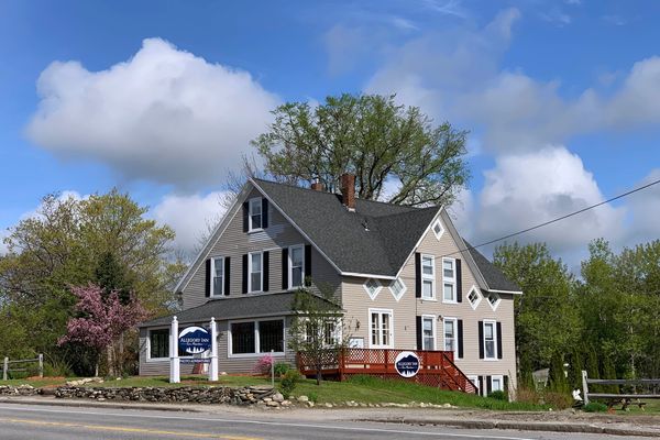 Allegory Inn in summer