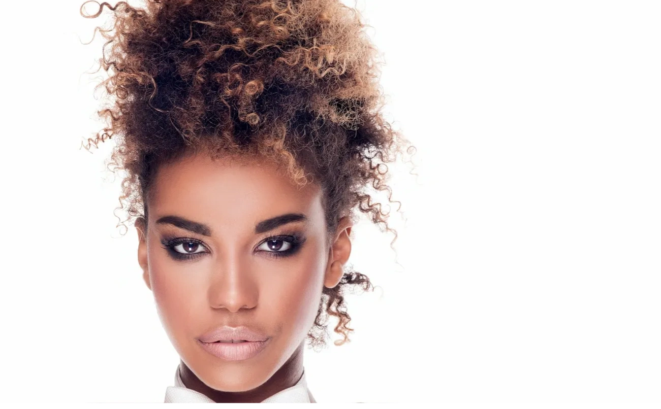 Black woman with natural curly hair