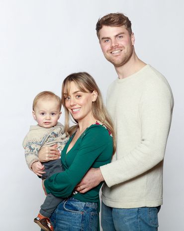 Family portrait, Stockport photographer, Jim Gormley, photo studio, Photo gift, family photo,