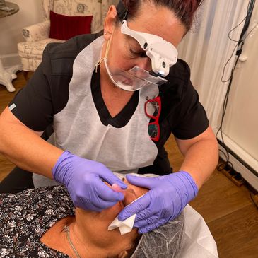 Micropigmentation Training Saco Maine
AAM Certified Diamond Trainer