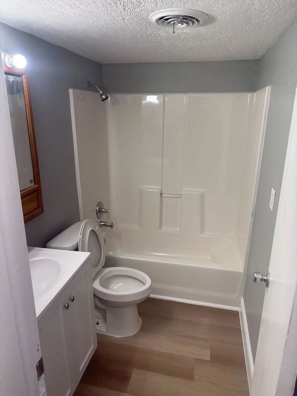 After picture of the bathroom in flip house #1