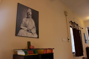 Jothi Ramesh, Psychic, Intuitive Life Coach, Tarot Reader, Spiritual Money Coach - Past Office