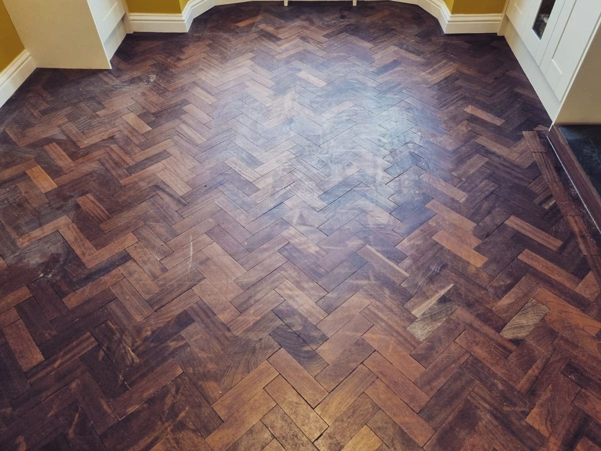 parquet flooring before restoration