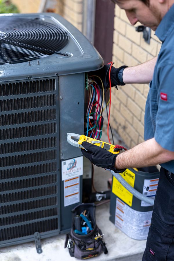 AC repair in Oakleaf