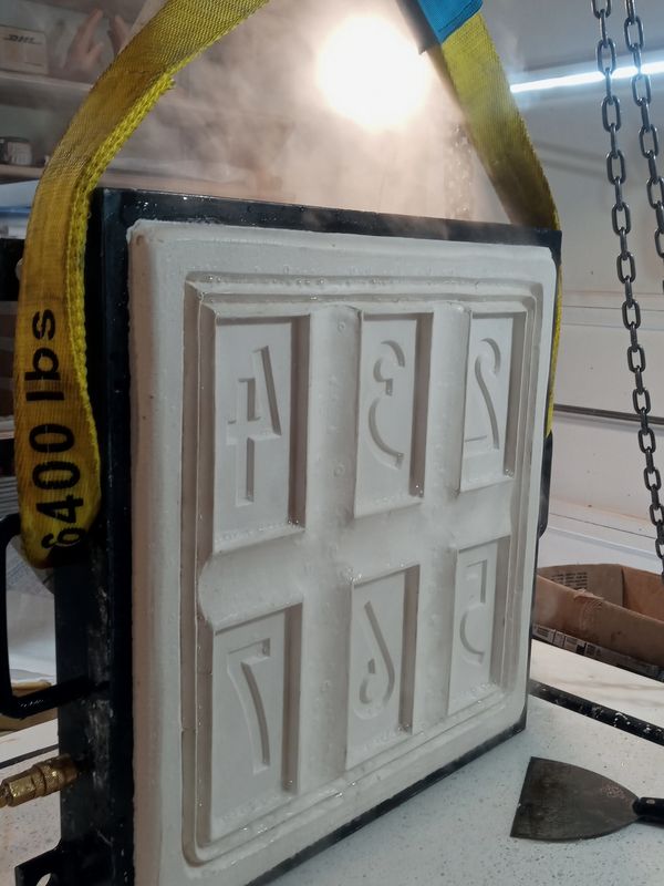 Ram Press mold purging