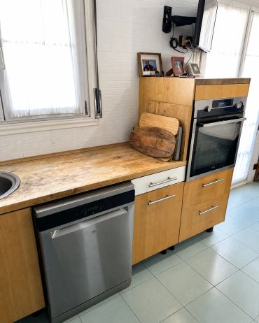 Antes · Zona de trabajo
Detalle de la encimera, fregadero y electrodomésticos antes de la intervenci