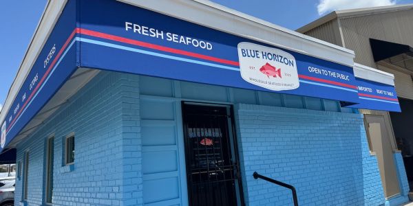 Blue Horizon fresh seafood store exterior.
