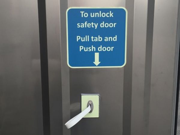 Internal safety release to prevent entrapment