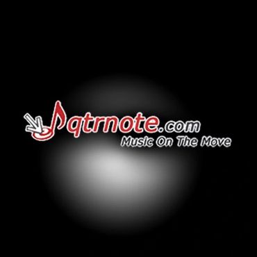 Logo of qtrnote.com with music theme.