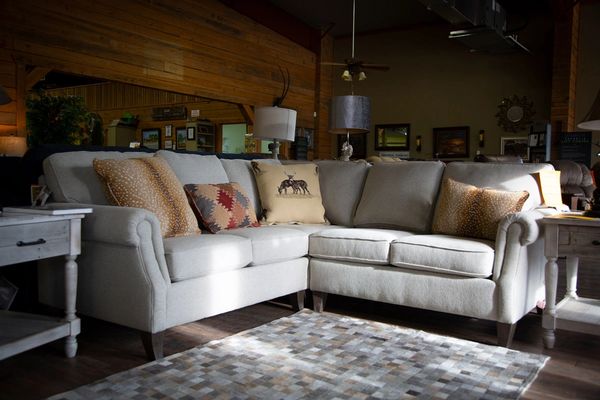 Sectionals with Accent Pillows