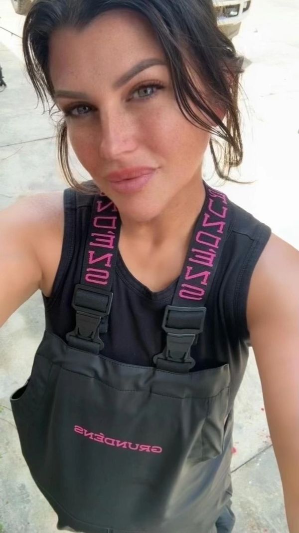 Natural beauty entrepreneur in farm overalls — botanical lifestyle brand Jupiter, Florida