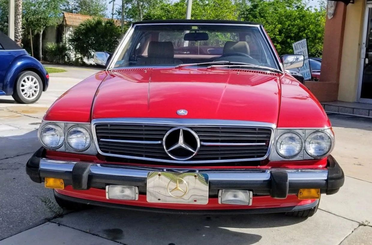 1988 Mercedes-Benz 560 Series 2dr Convertible Roadster 560SL Red