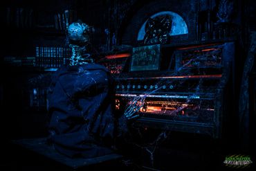 Skeleton Playing Piano