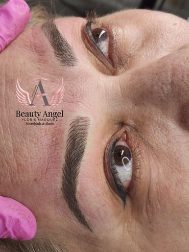 la tecnica Combinada te brinda naturalidad y elegacia.