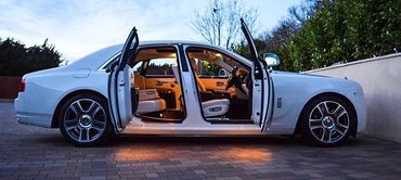 Rolls Royce Ghost Car
Silver and White Rolls Royce Ghost Car
White Ghost For Hire
Ghost for hire