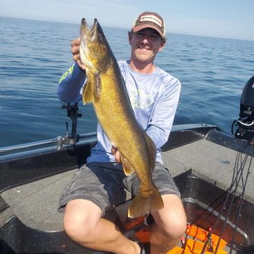 Giant walleye that ate a shiver minnow!