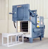 loading conveyors for furnaces