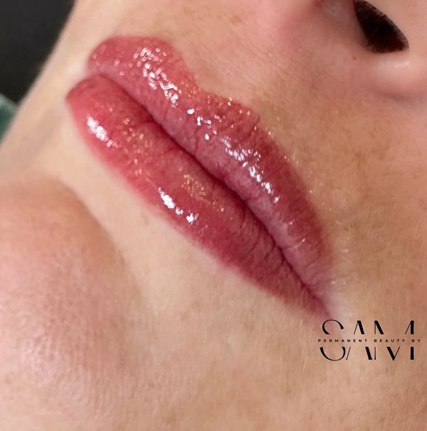 Lip blush tattoo