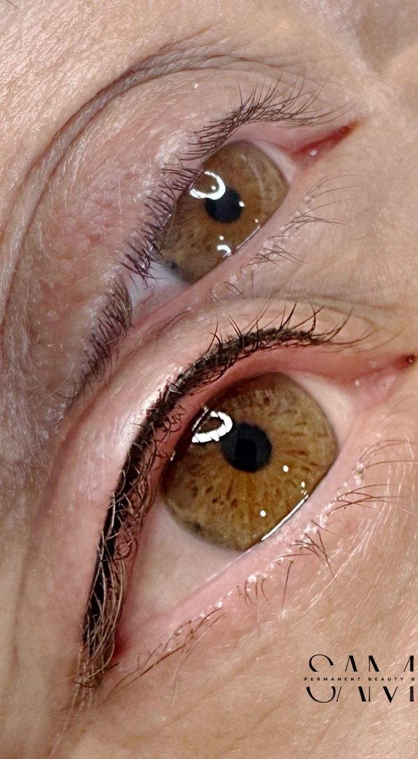 Before and after of a lash line enhancement