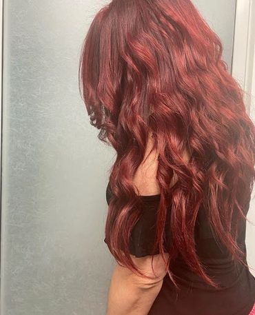 22” Tape-In Hair Extensions.