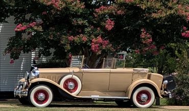 1931 Cadillac with presidential window, Wedding Classic car for send off, or photo shoot.