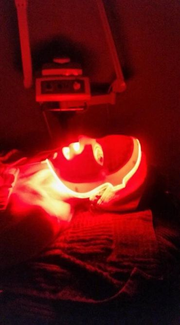 Led light treatment for the skin. Anti aging treatment, acne treatment, rosacea treatment