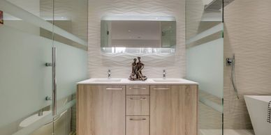 Pental Quartz bathroom white light birch