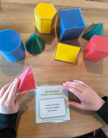 Atelier maths, manipulation, CE1 CE2, soutien scolaire CM1 CM2 sixième, cours particuliers Morbihan.