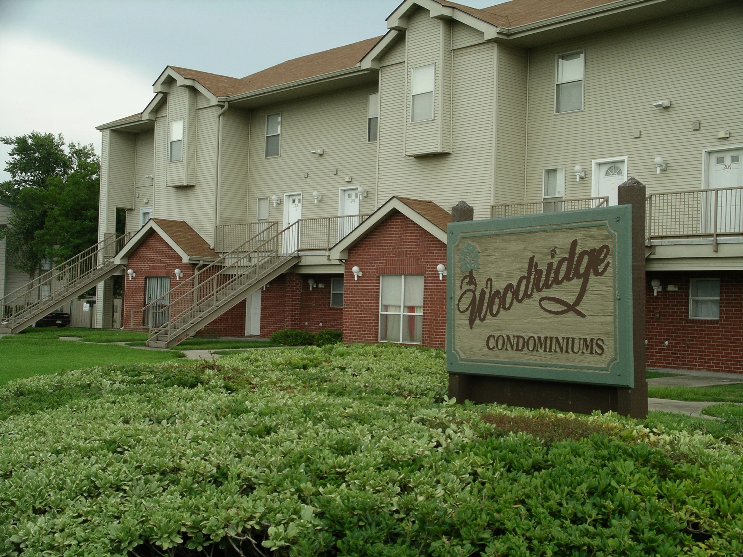 Woodridge Condominium Association